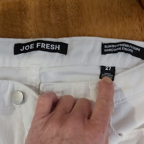 Joe fresh white boyfriend jeans - Picture 2 of 4